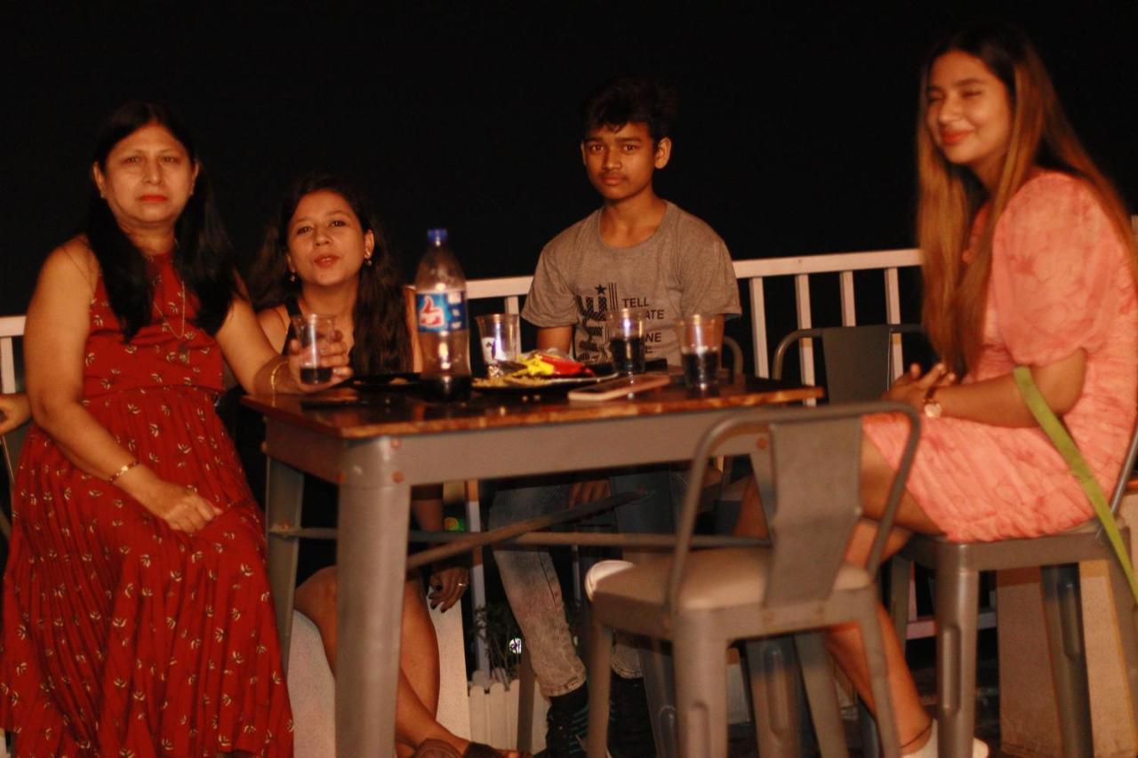 Backpacker Duniya  Pansiyon Rishīkesh Dış mekan fotoğraf