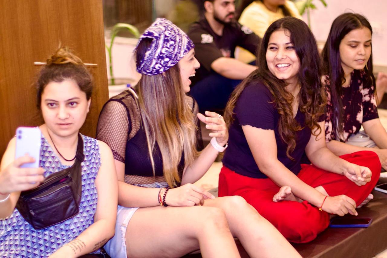 Backpacker Duniya  Pansiyon Rishīkesh Dış mekan fotoğraf