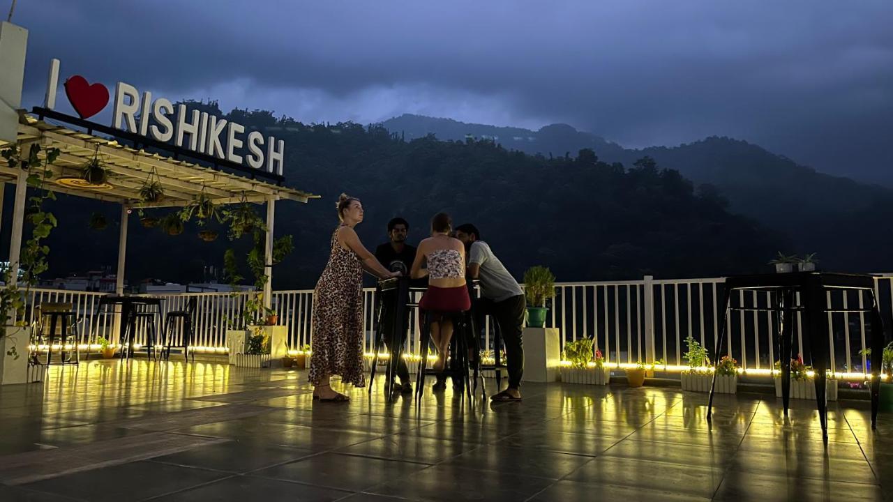 Backpacker Duniya  Pansiyon Rishīkesh Dış mekan fotoğraf